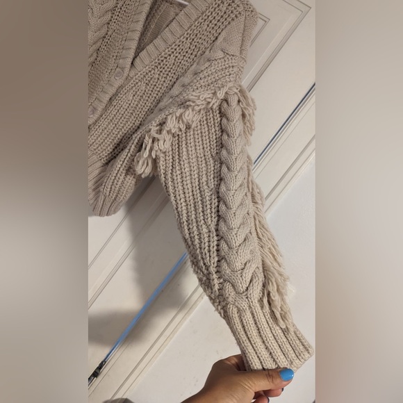 H&M Fringe-trimmed Cardigan - Picture 6 of 6